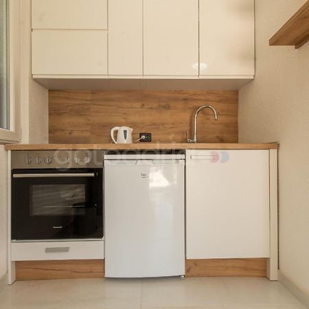 Near The Beach Apartments Jagodia 브렐라 외부 사진