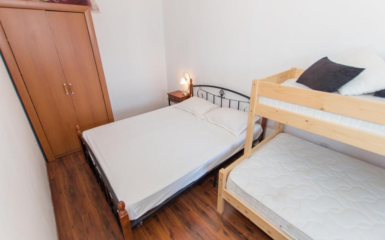 Near The Beach Apartments Jagodia 브렐라 외부 사진