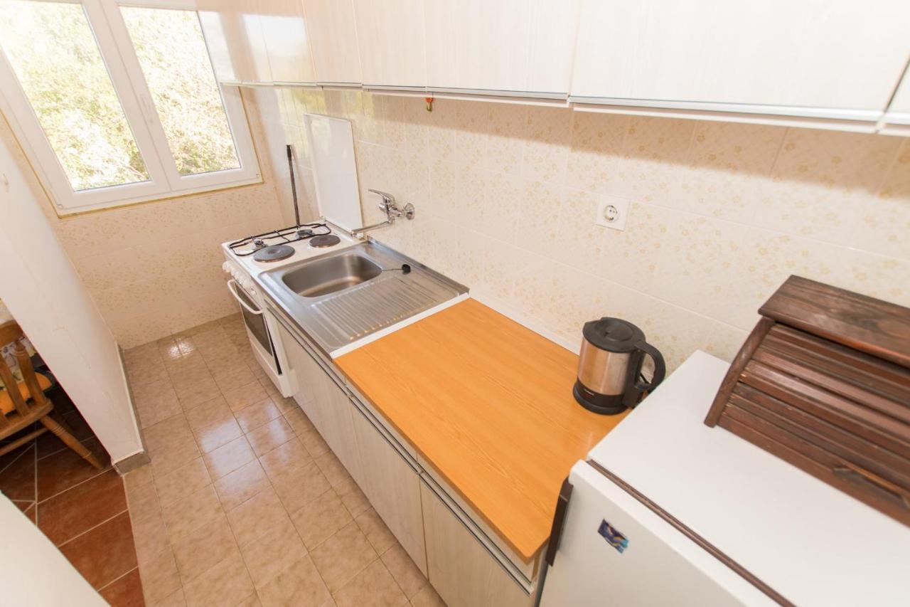 Near The Beach Apartments Jagodia 브렐라 외부 사진