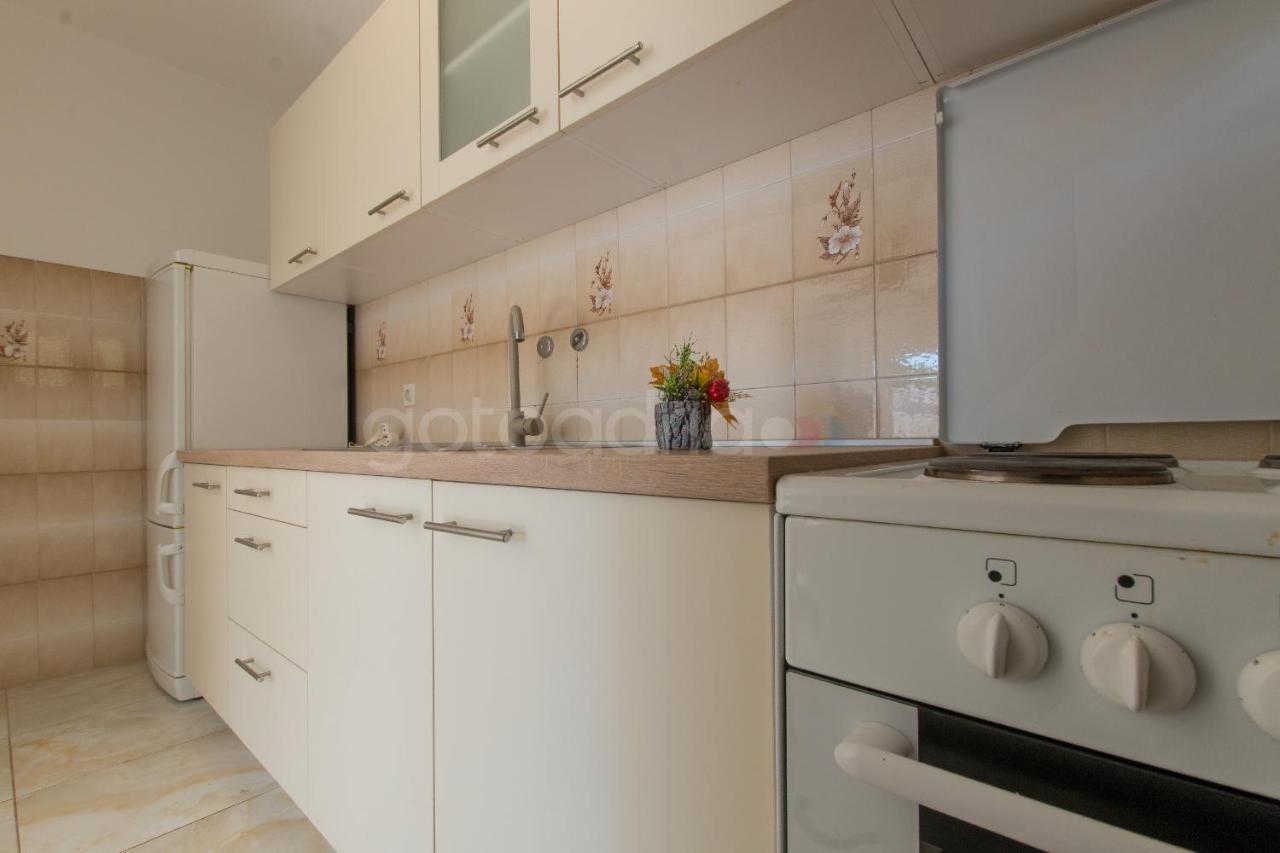 Near The Beach Apartments Jagodia 브렐라 외부 사진