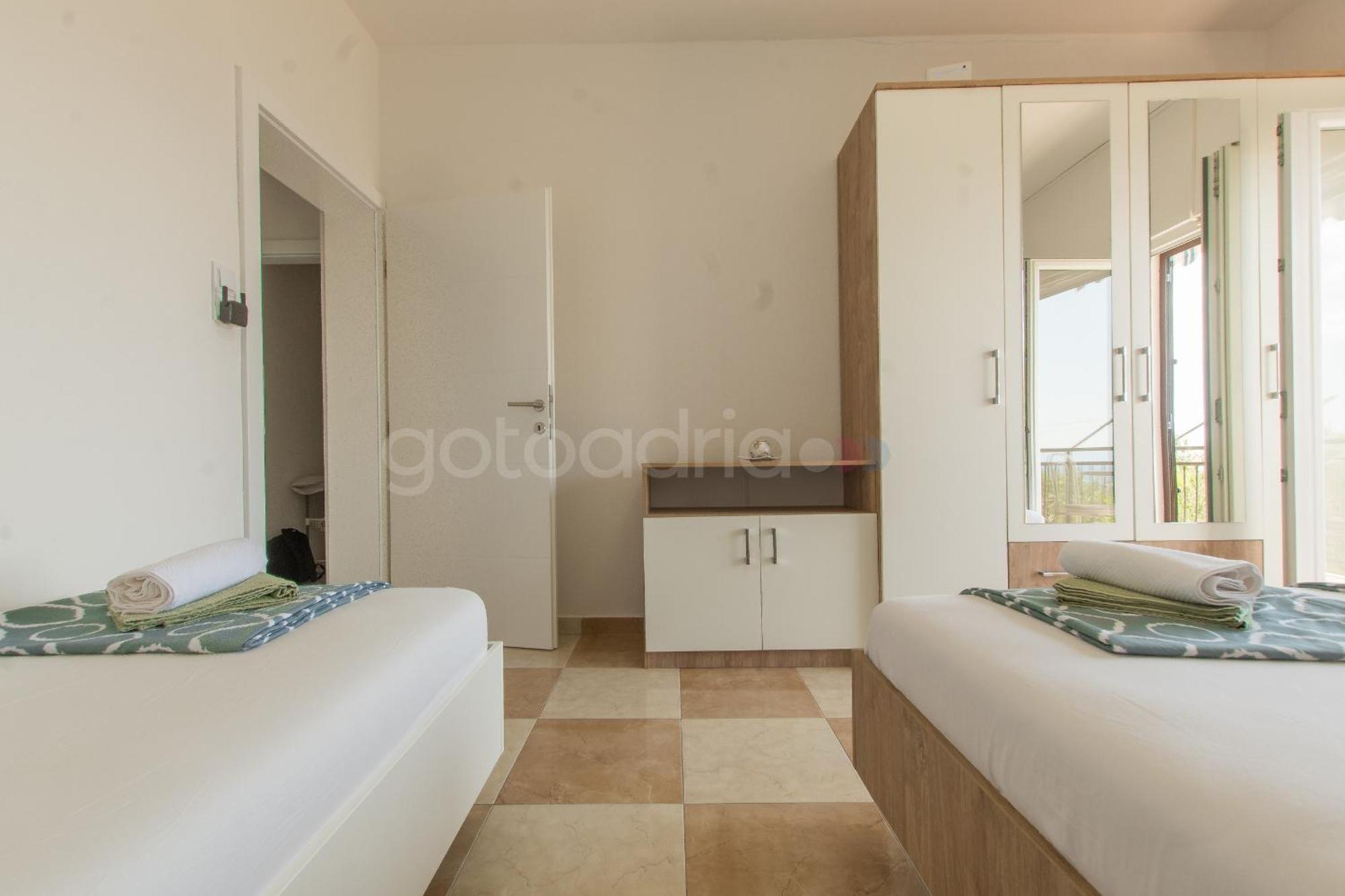 Near The Beach Apartments Jagodia 브렐라 외부 사진